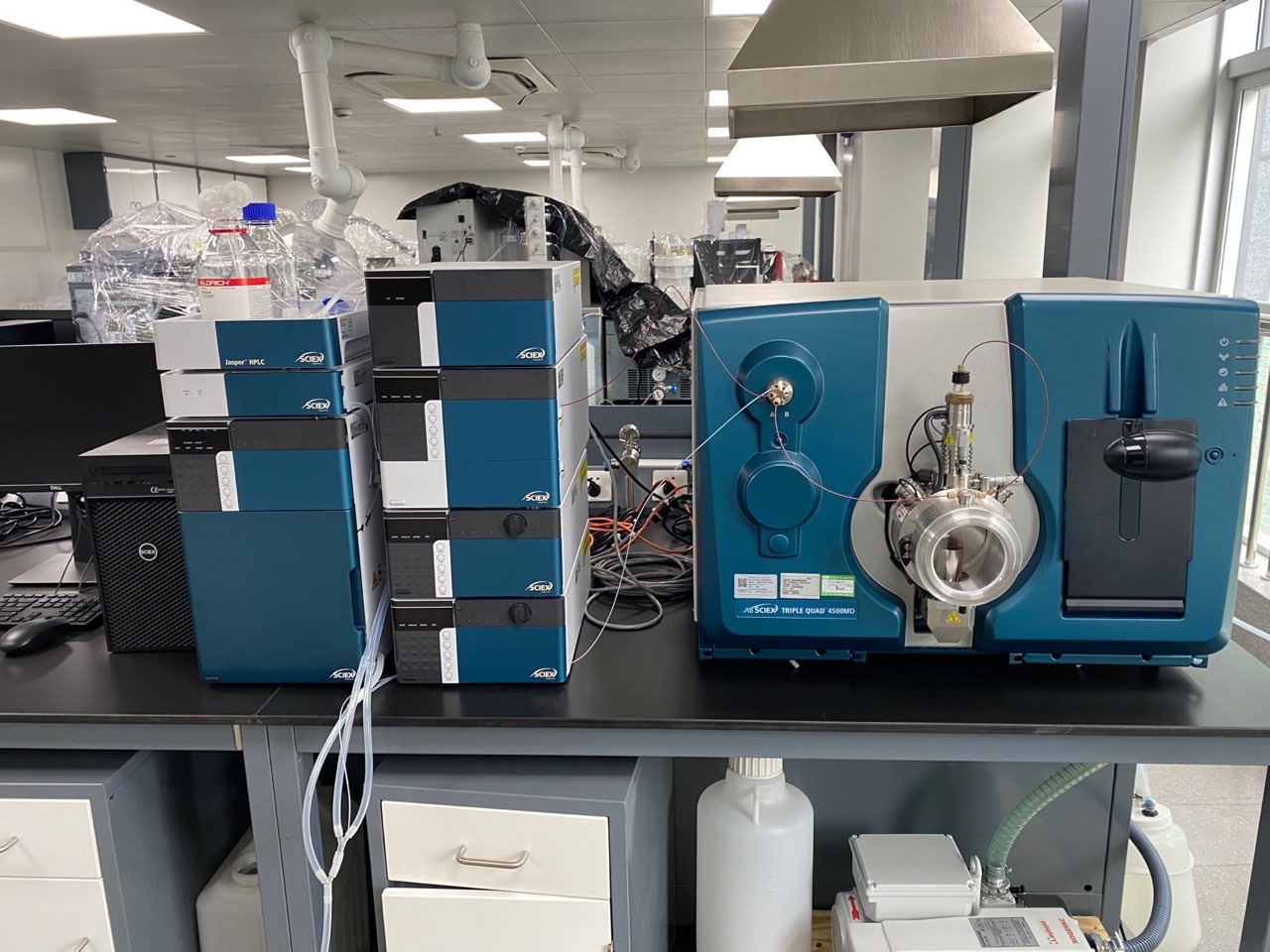 液相色谱质谱联用仪